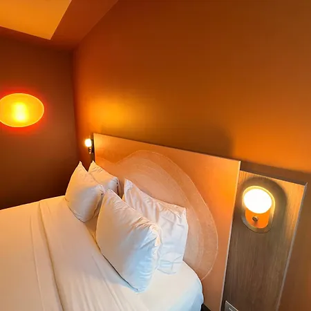 Ibis Styles Centre 3*
