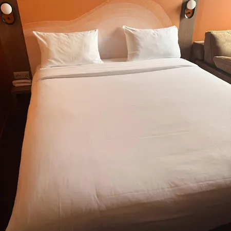 Campanile Centre - Cévennes Hotel Alès