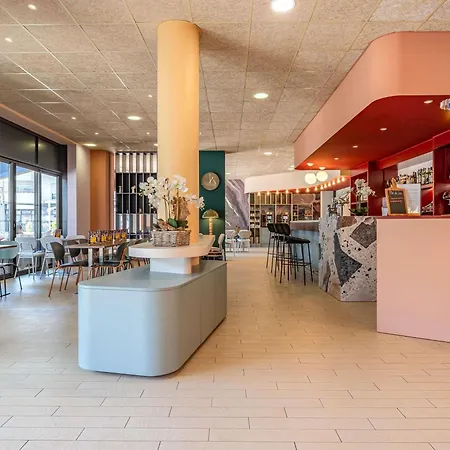 Ibis Styles Centre فندق 3*