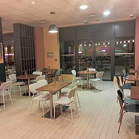 Ibis Styles Centre Hotel