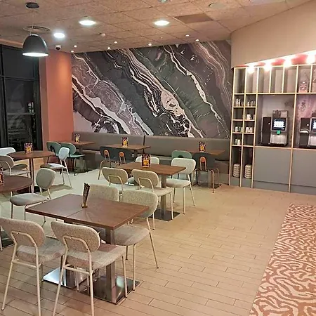 Ibis Styles Centre Hotel