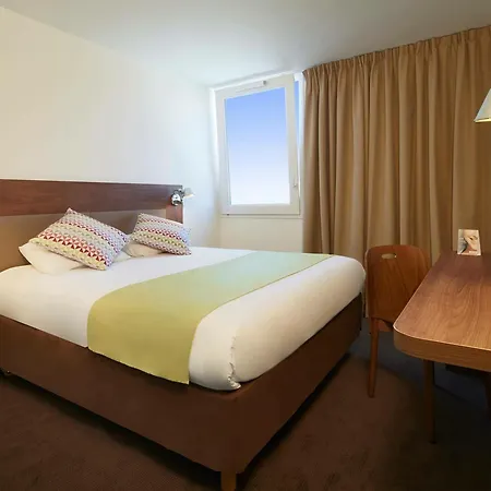 Hotel Campanile Centre - Cevennes Alès