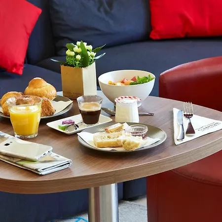 Hotel Campanile Centre - Cevennes