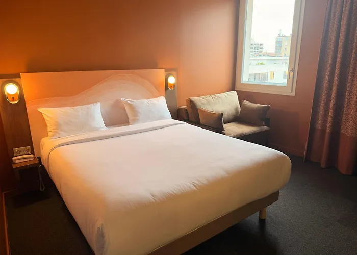 Campanile Centre - Cévennes Hotel 3*