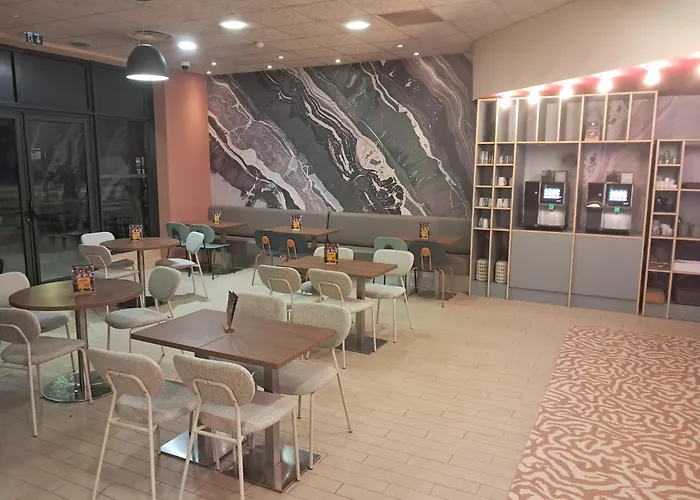 Campanile Centre - Cévennes Hotel Alès