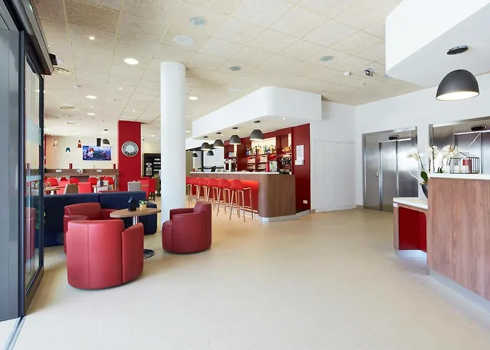 Hotel Campanile Centre - Cévennes